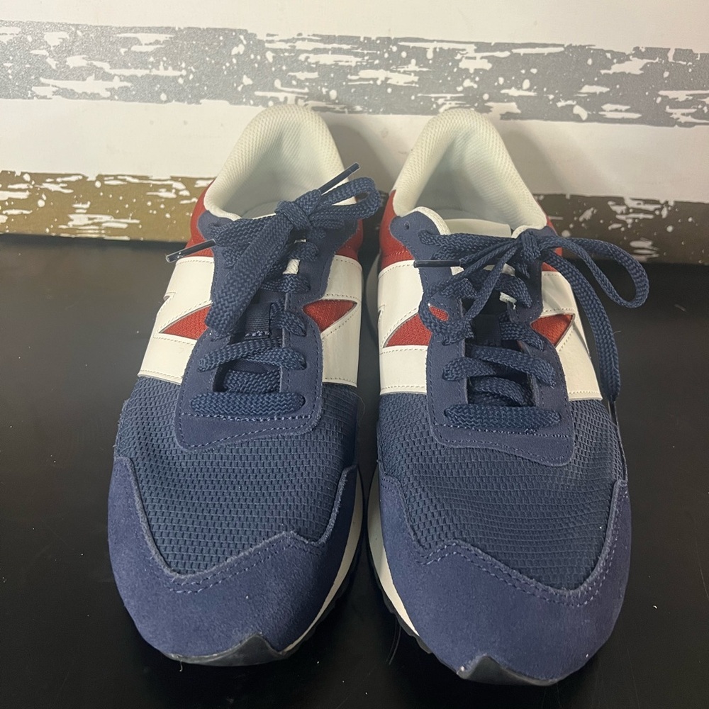 New Balance “ 237” - Picture 3 of 7